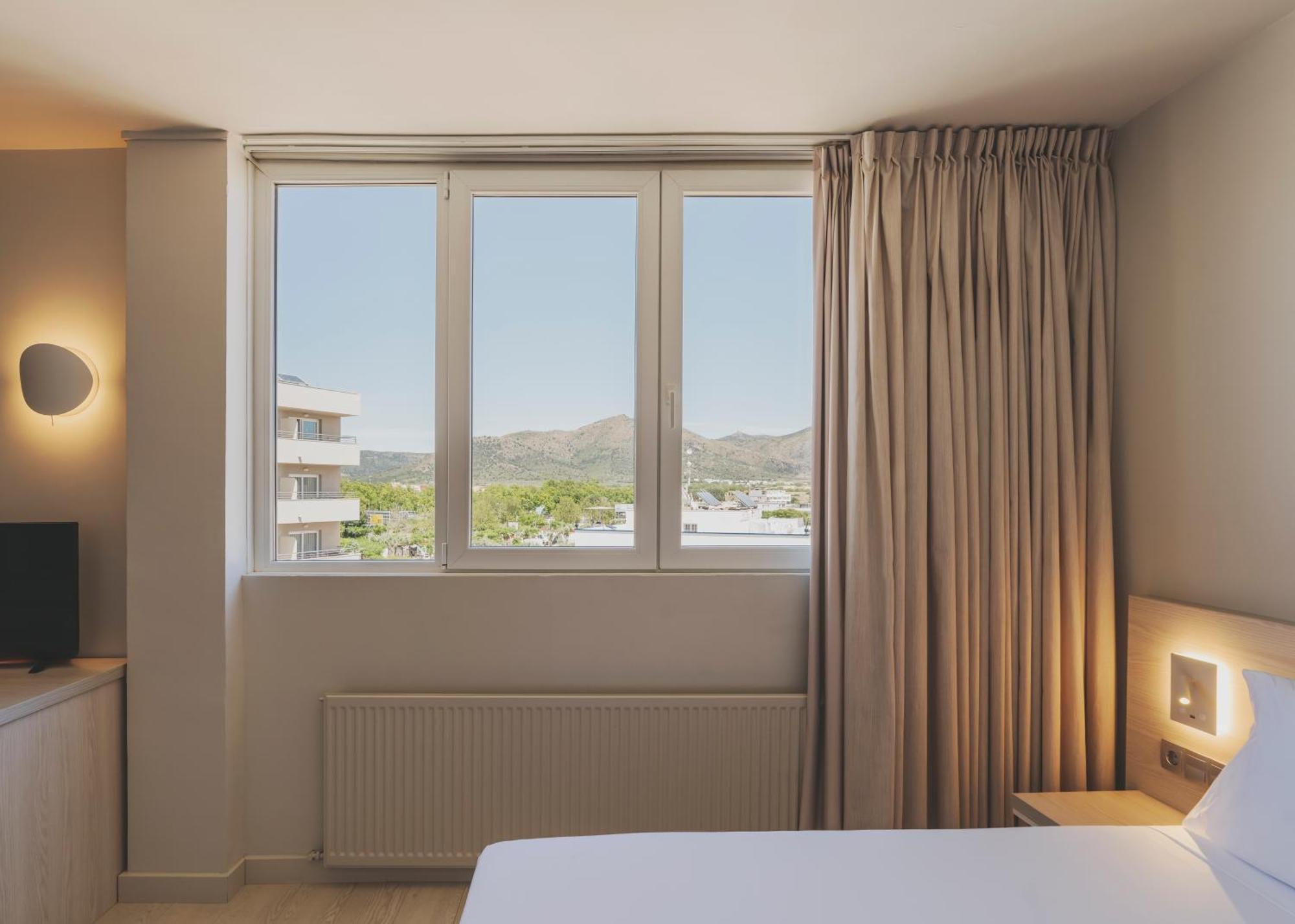Hotel Mediterraneo Росес Екстер'єр фото